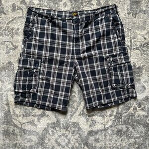 Lee Men's Plaid Cargo Shorts size 44